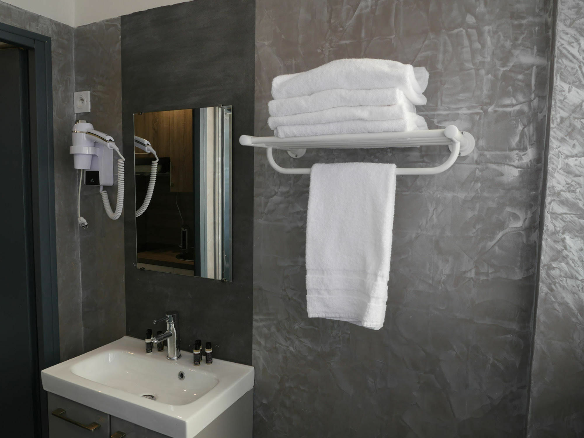 Le Royal Aparthotel Marseilles Buitenkant foto